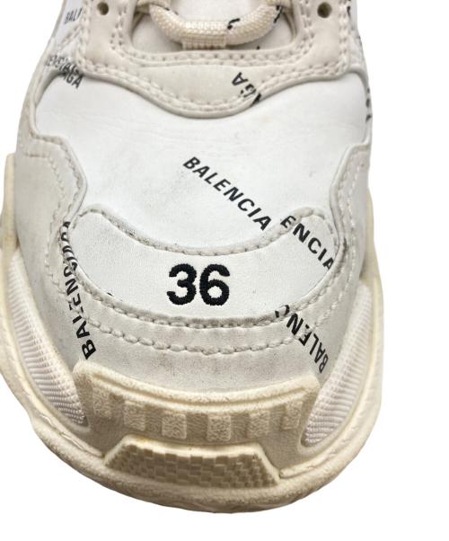 BALENCIAGA（バレンシアガ）BALENCIAGA (バレンシアガ) Triple S Sneaker All over Logo/トリプルSスニーカー サイズ:USA 6の古着・服飾アイテム