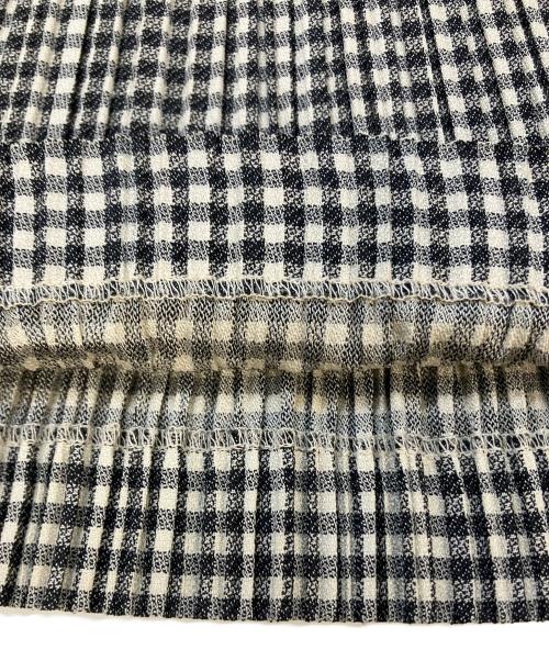 ISSEY MIYAKE（イッセイミヤケ）ISSEY MIYAKE (イッセイミヤケ) ギンガムチェックプリーツスカート ブラック×ベージュ サイズ:SIZE Mの古着・服飾アイテム