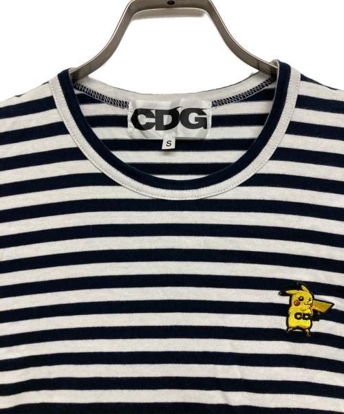 CDG（シーディージー）CDG (シーディージー) LONG SLEEVED T-SHIRT WITH EMBLEM　SJ-T010 ホワイト×ネイビー サイズ:SIZE Sの古着・服飾アイテム