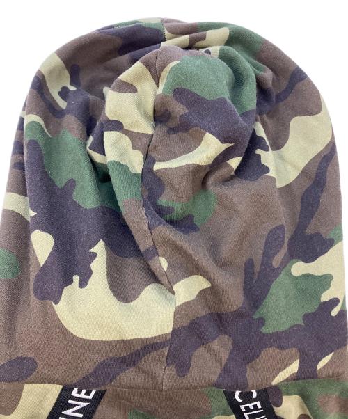 CELINE（セリーヌ）CELINE (セリーヌ) BANDS HOODIE/レイヤードデザインカモフラパーカー 2Y85A885M カーキ サイズ:SIZE XSの古着・服飾アイテム