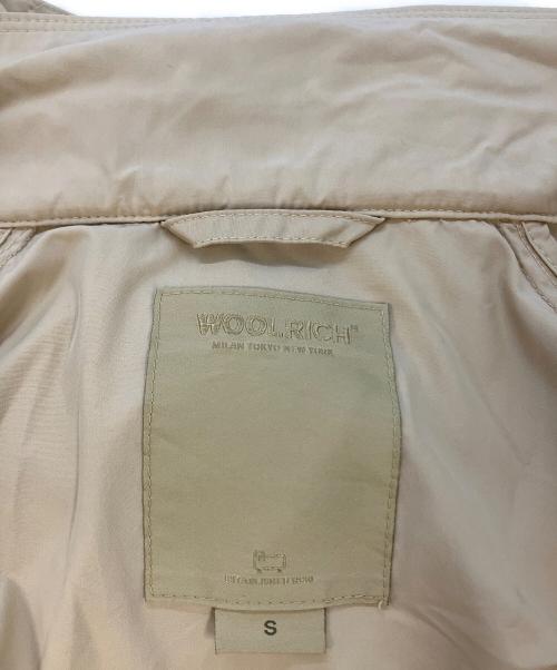 WOOLRICH（ウールリッチ）WOOLRICH (ウールリッチ) SUMMER ANORAK　WWOU1183 ベージュ サイズ:SIZE Sの古着・服飾アイテム
