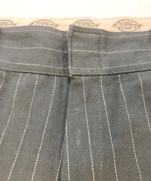 Dickies（ディッキーズ）Dickies (ディッキーズ) MONKEY TIME (モンキータイム) ストライプバギーパンツ　254M40MT01 ブラック サイズ:SIZE34の古着・服飾アイテム