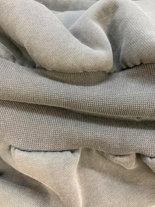 YEEZY GAP ENGINEERED BY BALENCIAGA（イージーギャップエンジニアードバイバレンシアガ）YEEZY GAP ENGINEERED BY BALENCIAGA (イージーギャップエンジニアードバイバレンシアガ) LOGO HOODIE グレー サイズ:SIZE Mの古着・服飾アイテム