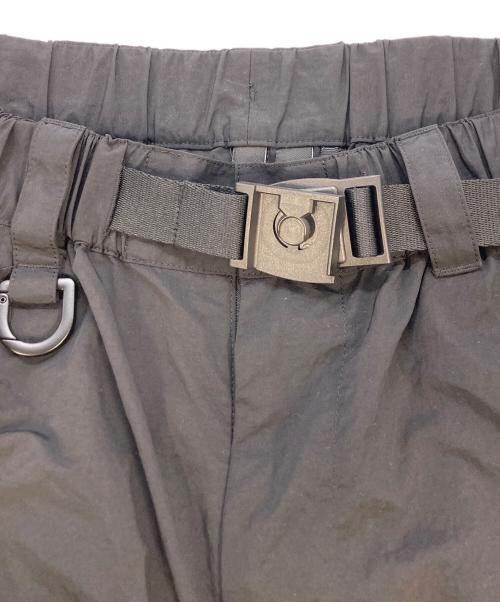 Y-3（ワイスリー）Y-3 (ワイスリー) CRINKLE NYLON CUFFED PANTS　IN8757 ブラック サイズ:SIZE Sの古着・服飾アイテム