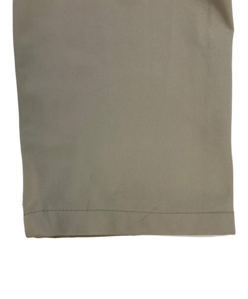 PRADA SPORTS（プラダスポーツ）PRADA SPORTS (プラダスポーツ) 裾ジップストレッチパンツ ベージュ サイズ:SIZE 48の古着・服飾アイテム