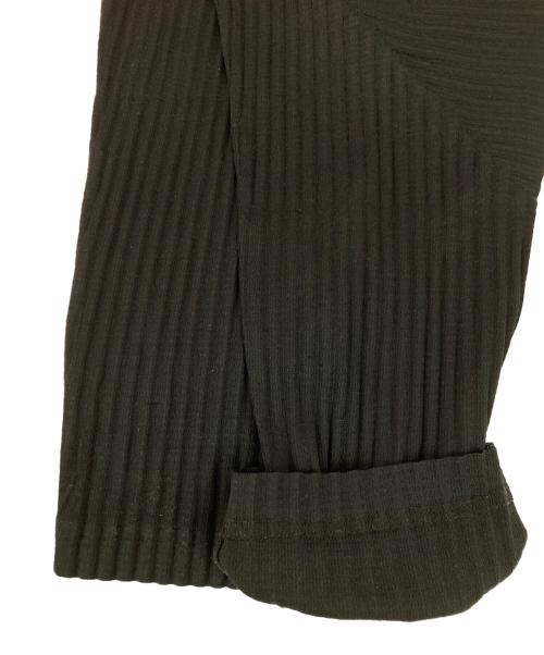 HOMME PLISSE ISSEY MIYAKE（オム プリッセ イッセイ ミヤケ）HOMME PLISSE ISSEY MIYAKE (オム プリッセ イッセイ ミヤケ) BASICSプリーツジップジャケット HP55JL440 ブラック サイズ:SIZE 2の古着・服飾アイテム
