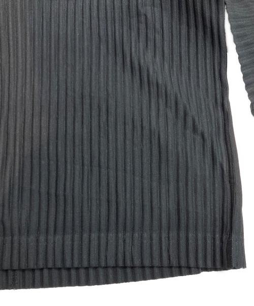 HOMME PLISSE ISSEY MIYAKE（オム プリッセ イッセイ ミヤケ）HOMME PLISSE ISSEY MIYAKE (オム プリッセ イッセイ ミヤケ) BASICSプリーツジップジャケット HP55JL440 ブラック サイズ:SIZE 2の古着・服飾アイテム