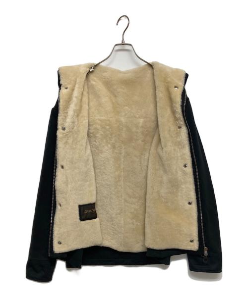 LOUIS VUITTON（ルイ ヴィトン）LOUIS VUITTON (ルイ ヴィトン) ムートンライナー付 パーカー RM112M MTJR45JAD ブラック サイズ:SIZE Mの古着・服飾アイテム