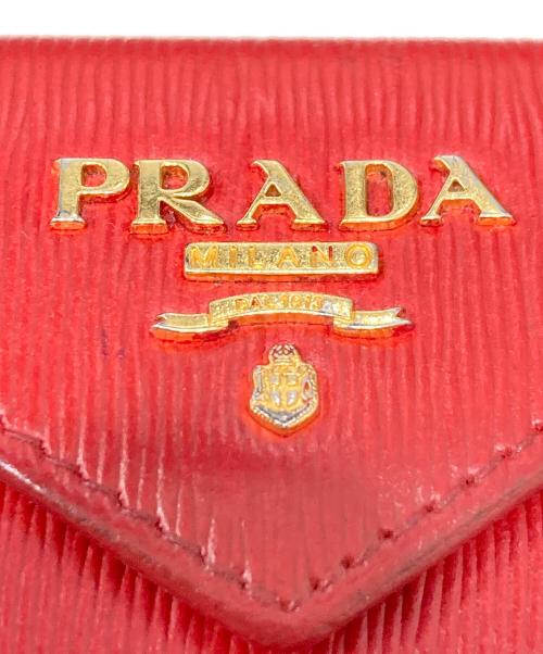 PRADA（プラダ）PRADA (プラダ) 3つ折り財布 1MH021 レッド サイズ:実寸サイズをご参照くださいの古着・服飾アイテム