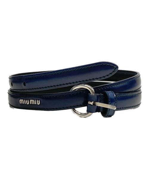 MIU MIU（ミュウミュウ）MIU MIU (ミュウミュウ) レザーナローベルト 5C 5673 ネイビー サイズ:SIZE 32/80の古着・服飾アイテム