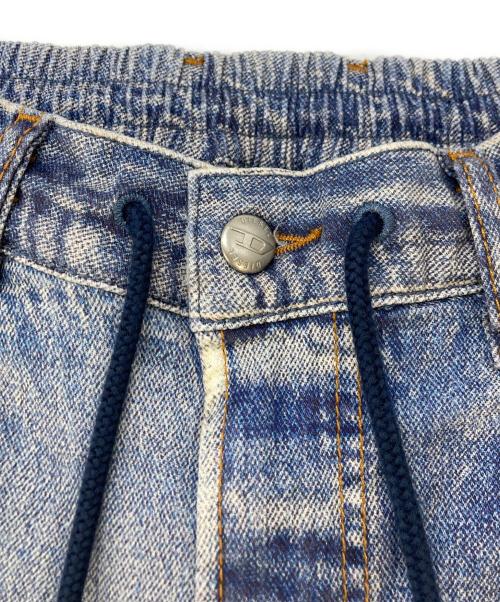 DIESEL（ディーゼル）DIESEL (ディーゼル) 転写プリントデニムパンツ　D-KROOLEY-B インディゴ サイズ:SIZE30の古着・服飾アイテム