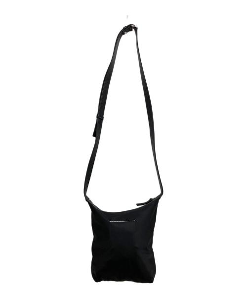 MM6 Maison Margiela（エムエムシックスメゾンマルジェラ）MM6 Maison Margiela (エムエムシックスメゾンマルジェラ) 「ニューメリック」 ナイロン バーティカル クロスボディバッグ　SB6WG0026 P9062 ブラック サイズ:実寸参照の古着・服飾アイテム