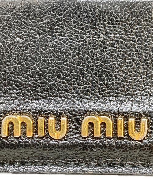 MIU MIU（ミュウミュウ）miu miu (ミュウミュウ) カードケース ブラック サイズ:実寸サイズを参照くださいの古着・服飾アイテム