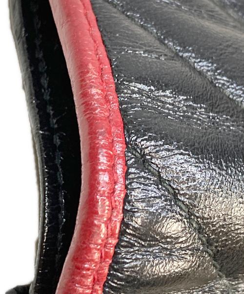 GUCCI（グッチ）GUCCI (グッチ) 3つ折り財布　573811 ブラック・レッド サイズ:実寸サイズを参照くださいの古着・服飾アイテム