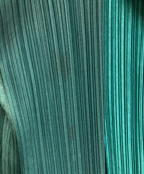PLEATS PLEASE（プリーツプリーズ）PLEATS PLEASE (プリーツプリーズ) ダブルカラーロングカーディガン プリーツ PP21-JA542 グリーン サイズ:SIZE 2の古着・服飾アイテム