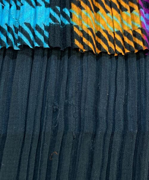 PLEATS PLEASE（プリーツプリーズ）PLEATS PLEASE (プリーツプリーズ) 巾着ポーチ オレンジ×ブルー サイズ:実寸サイズを参照くださいの古着・服飾アイテム