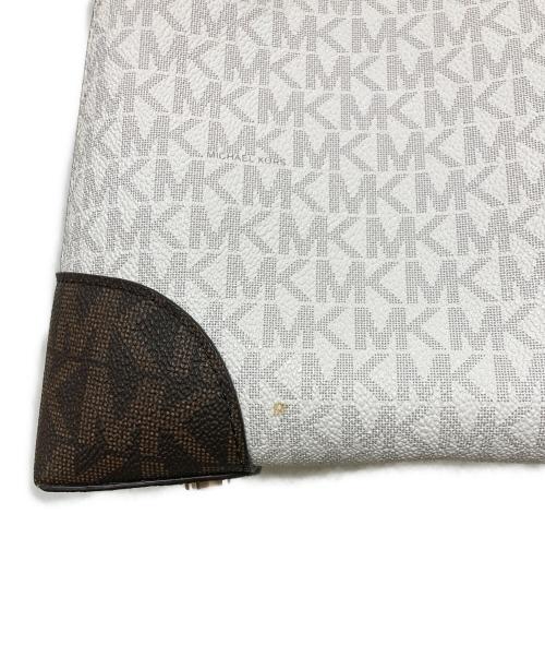 MICHAEL KORS（マイケルコース）MICHAEL KORS (マイケルコース) マーサー ギャラリー スモール バケットバッグ　30S0SZ5L1V グリーン サイズ:実寸サイズをご参照下さい。の古着・服飾アイテム