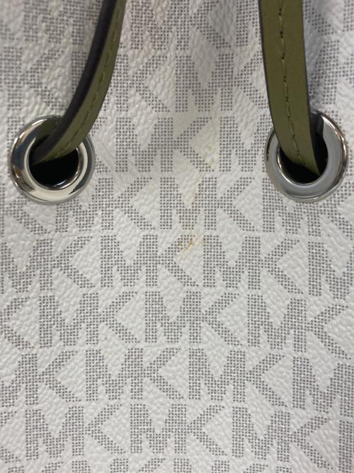 MICHAEL KORS（マイケルコース）MICHAEL KORS (マイケルコース) マーサー ギャラリー スモール バケットバッグ　30S0SZ5L1V グリーン サイズ:実寸サイズをご参照下さい。の古着・服飾アイテム