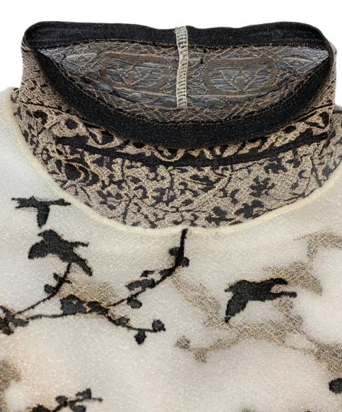Mame Kurogouchi（マメクロゴウチ）Mame Kurogouchi (マメクロゴウチ) Nature Pattern Sheer Knitted High Neck Top MM25SS-KN062 ベージュ サイズ:SIZE1の古着・服飾アイテム