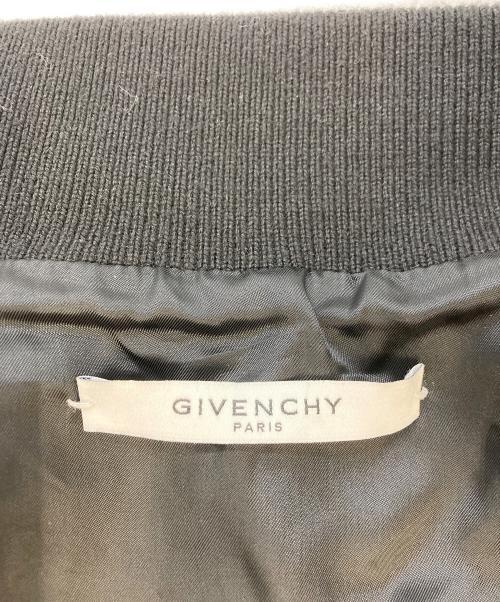 GIVENCHY（ジバンシィ）GIVENCHY (ジバンシィ) スターパッチラムレザージャケット　17S 0320 444 ブラック サイズ:SIZE52の古着・服飾アイテム