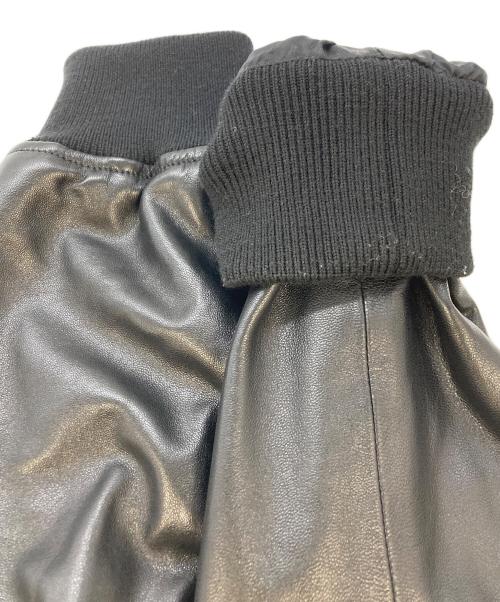 GIVENCHY（ジバンシィ）GIVENCHY (ジバンシィ) スターパッチラムレザージャケット　17S 0320 444 ブラック サイズ:SIZE52の古着・服飾アイテム