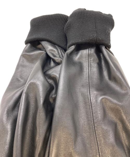 GIVENCHY（ジバンシィ）GIVENCHY (ジバンシィ) スターパッチラムレザージャケット　17S 0320 444 ブラック サイズ:SIZE52の古着・服飾アイテム