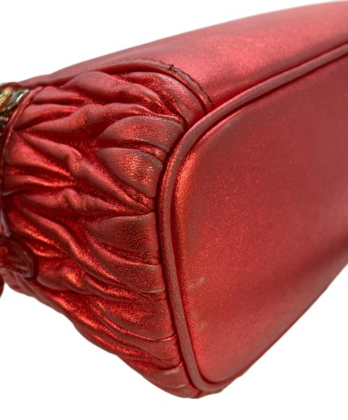 MIU MIU（ミュウミュウ）MIU MIU (ミュウミュウ) マテラッセ2WAY バニティショルダーバッグ レッド サイズ:実寸サイズをご参照くださいの古着・服飾アイテム