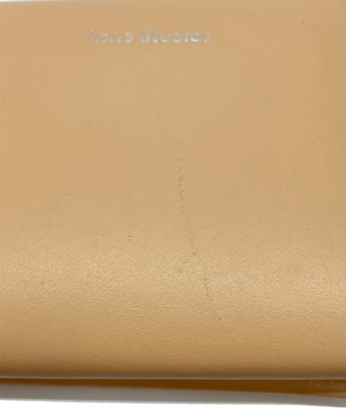 Acne studios（アクネ ストゥディオズ）ACNE STUDIOS (アクネ ストゥディオズ) 財布 FN-UX-SLGS000105 ベージュ サイズ:実寸サイズをご参照ください。の古着・服飾アイテム