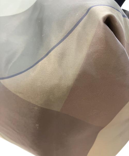 sacai（サカイ）sacai (サカイ) Large総柄トートバッグ　21-0254S カーキ サイズ:実寸参照の古着・服飾アイテム