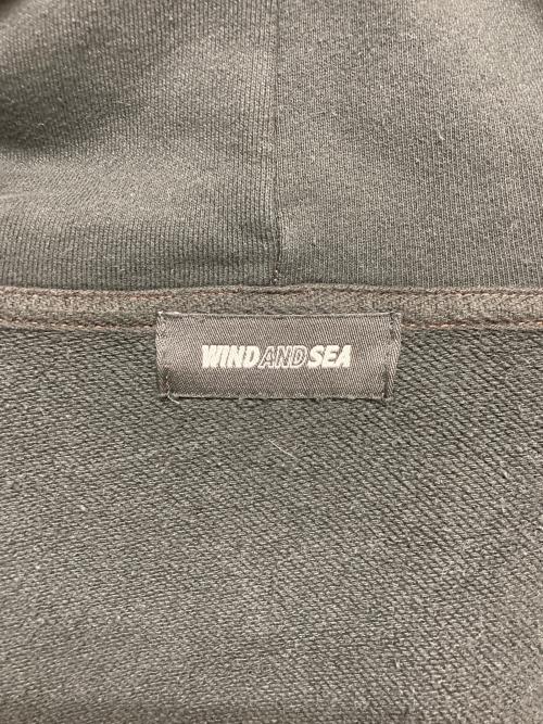 WIND AND SEA（ウィンダンシー）WIND AND SEA (ウィンダンシー) 「ZOZO限定」SULFUR DYEING LOGO ZIP SWEATSHIRT　WDS-O-SDB-26-Q2-CS-05 ブラック サイズ:SIZE Lの古着・服飾アイテム