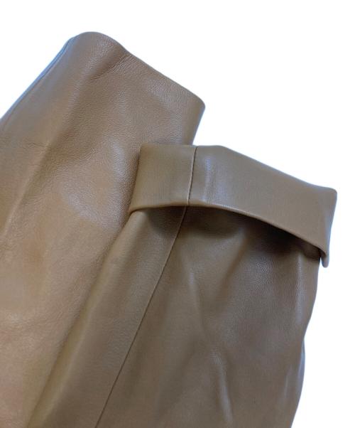 Aquascutum（アクアスキュータム）Aquascutum (アクアスキュータム) レザートレンチコート ベージュ サイズ:実寸参照の古着・服飾アイテム