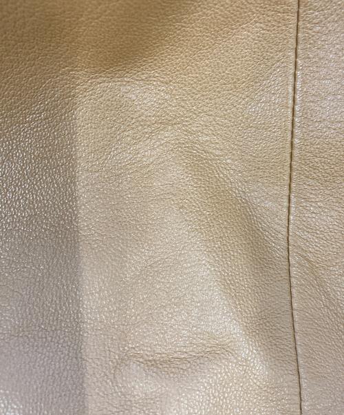 Aquascutum（アクアスキュータム）Aquascutum (アクアスキュータム) レザートレンチコート ベージュ サイズ:実寸参照の古着・服飾アイテム