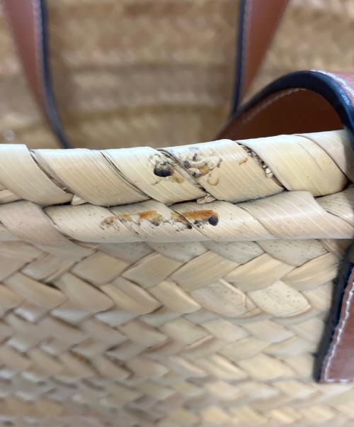 LOEWE（ロエベ）LOEWE (ロエベ) CLASSIC BASKET MEDIUM/バスケットバッグ（ヤシの葉&カーフ） ミディアムサイズ ベージュ サイズ:実寸参照の古着・服飾アイテム