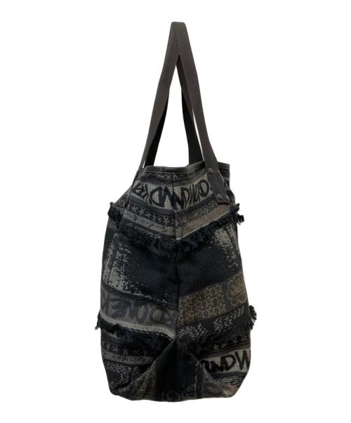 sacai（サカイ）sacai (サカイ) eric haze (エリック・ヘイズ) トートバッグ 23-0471S ブラック・グレー サイズ:実寸参照の古着・服飾アイテム