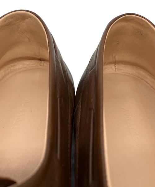 AURALEE（オーラリー）AURALEE (オーラリー) レザーシューズ/SOFT LEATHER DECK SHOES A26SS03QD ブラウン サイズ:25.5の古着・服飾アイテム