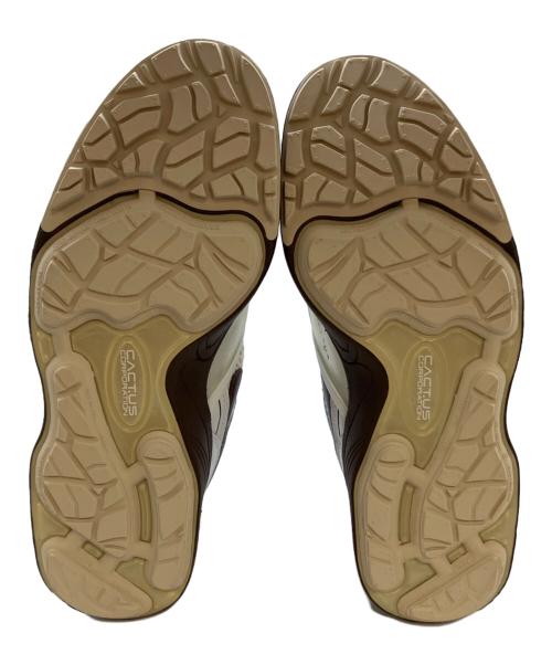 NIKE（ナイキ）NIKE (ナイキ) Travis Scott (トラヴィススコット) ZOOM FIELD JAXX HQ3073-100 ホワイト×ブラウン サイズ:US11.5の古着・服飾アイテム