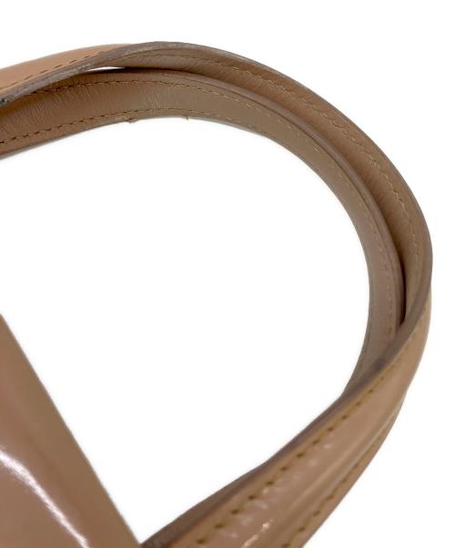 OFFWHITE（オフホワイト）OFFWHITE (オフホワイト) ミニパテントボックスバッグ OWLNA59E20LEA01 ベージュ サイズ:実寸参照の古着・服飾アイテム