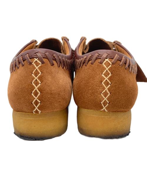 CLARKS（クラークス）CLARKS (クラークス) WALLABEE DARK TAN COMBINATION 61435413 ブラウン サイズ:SIZE 7 1/2の古着・服飾アイテム