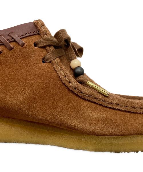 CLARKS（クラークス）CLARKS (クラークス) WALLABEE DARK TAN COMBINATION 61435413 ブラウン サイズ:SIZE 7 1/2の古着・服飾アイテム