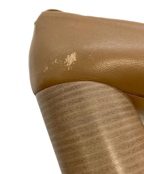 Maison Margiela（メゾンマルジェラ）Maison Margiela (メゾンマルジェラ) TABIメリージェーンパンプス S34WL0021 ベージュ サイズ:SIZE35の古着・服飾アイテム