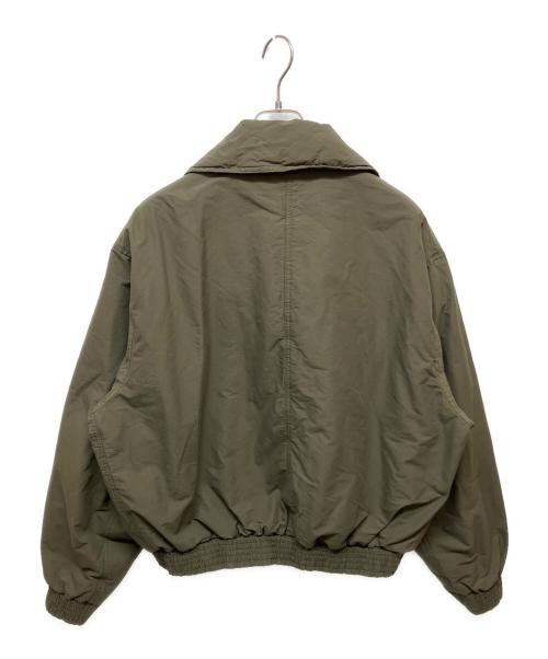 KATHARINE HAMNETT（キャサリンハムネット）KATHARINE HAMNETT (キャサリンハムネット) YOKE (ヨーク) Recycle Polyester Short Blouson YK25FW01129B-KH カーキ サイズ:SIZE3の古着・服飾アイテム