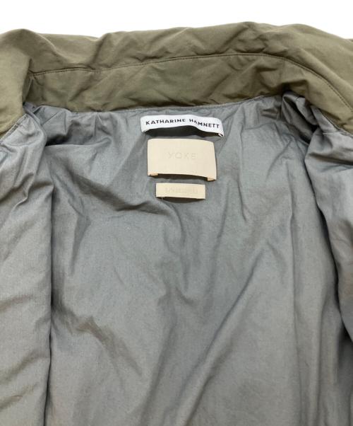 KATHARINE HAMNETT（キャサリンハムネット）KATHARINE HAMNETT (キャサリンハムネット) YOKE (ヨーク) Recycle Polyester Short Blouson YK25FW01129B-KH カーキ サイズ:SIZE3の古着・服飾アイテム