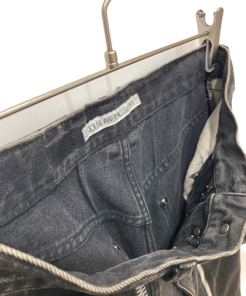 JOHN LAWRENCE SULLIVAN（ジョン ローレンス サリバン）JOHN LAWRENCE SULLIVAN (ジョンローレンスサリバン) BLEACHED DENIM ZIPPED PANTS ブラック サイズ:48の古着・服飾アイテム