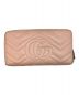 GUCCI (グッチ) GGマーモントラウンドジップウォレット ピンク サイズ:下記参照：12000円