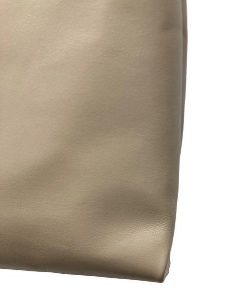 ZANCHETTI（ザンケッティー）ZANCHETTI (ザンケッティー) CHAIN SHOPPER HANDLE ベージュの古着・服飾アイテム