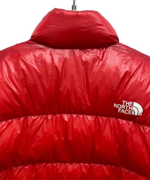 THE NORTH FACE（ザ ノース フェイス）THE NORTH FACE (ザ ノース フェイス) ALPINE NUPTSE JACKET レッド サイズ:Mの古着・服飾アイテム