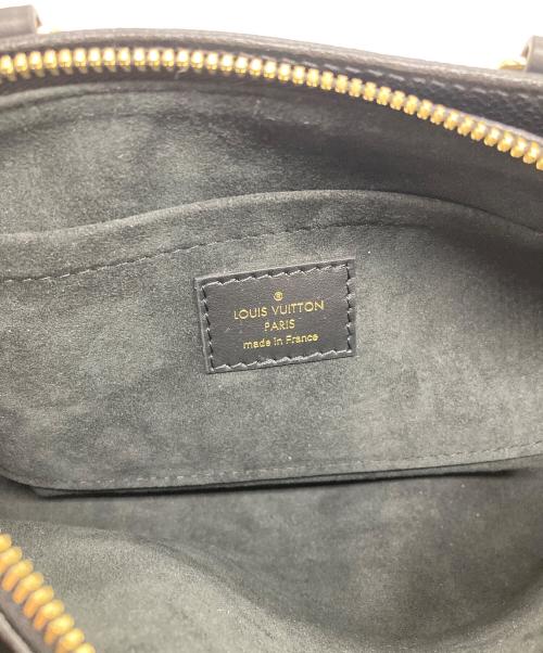 LOUIS VUITTON（ルイ ヴィトン）LOUIS VUITTON (ルイ ヴィトン) モノグラム オンザゴー EW 2WAYショルダーバッグ ブラックの古着・服飾アイテム