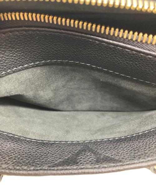 LOUIS VUITTON（ルイ ヴィトン）LOUIS VUITTON (ルイ ヴィトン) モノグラム オンザゴー EW 2WAYショルダーバッグ ブラックの古着・服飾アイテム
