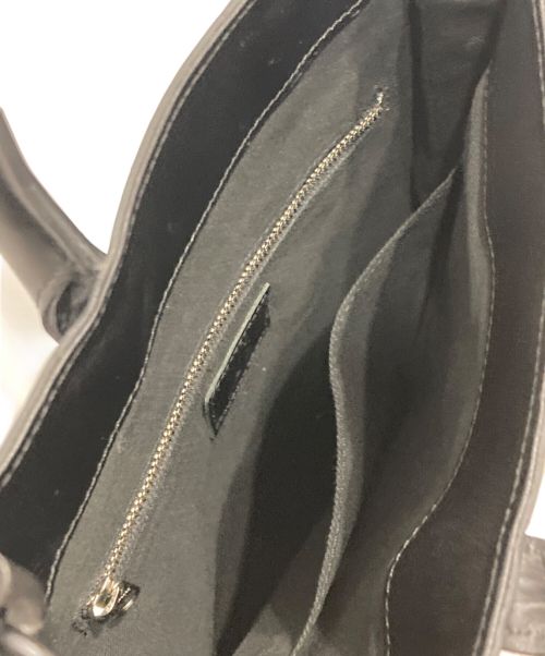 Y's（ワイズ）Y's (ワイズ) PRINT SOFT LEATHER TOTE BAG ブラックの古着・服飾アイテム