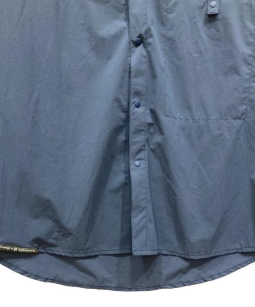 AXESQUIN ELEMENTS（アクシーズクイン エレメンツ）AXESQUIN ELEMENTS (アクシーズクイン エレメンツ) ソフトシェルのショートCLシャツ ブルー サイズ:3の古着・服飾アイテム